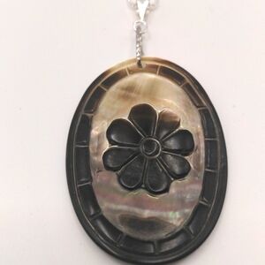 Vintage Cameo MOP Shell Pendant Necklace  20 " New Solid Sterling Silver Chain.